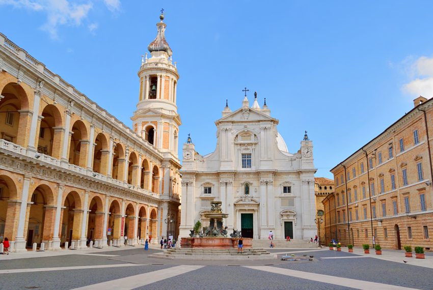 Villages and cities of art surrounding Marotta