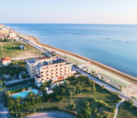 UNA HOTELS Imperial Beach Fano